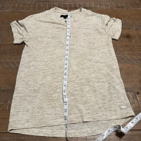 G by Guess Oatmeal Henley Tee Size XS Casual Basic Layering Comfy School - Picture 6 of 8